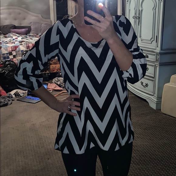 Ricki’s top - Picture 6 of 7